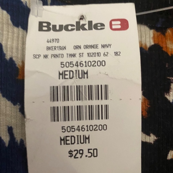 Buckle tank top - Picture 2 of 3